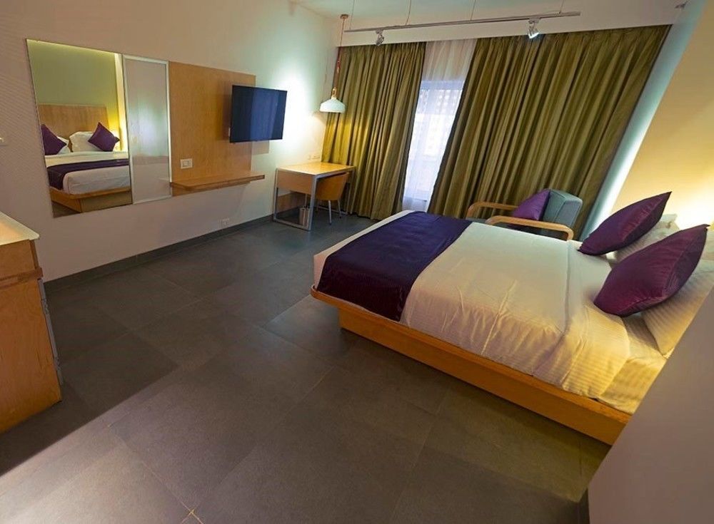 Hotel Aira Vijayawada Bagian luar foto