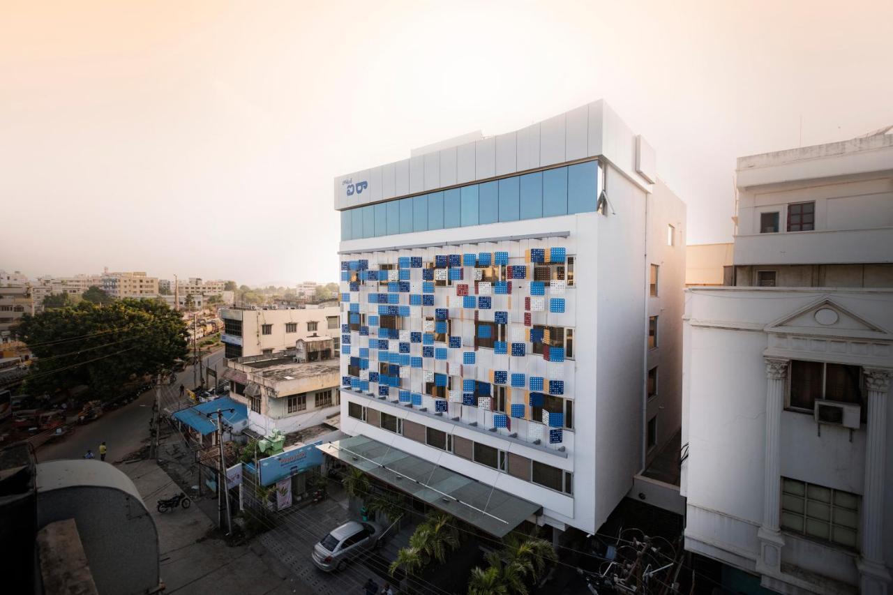 Hotel Aira Vijayawada Bagian luar foto