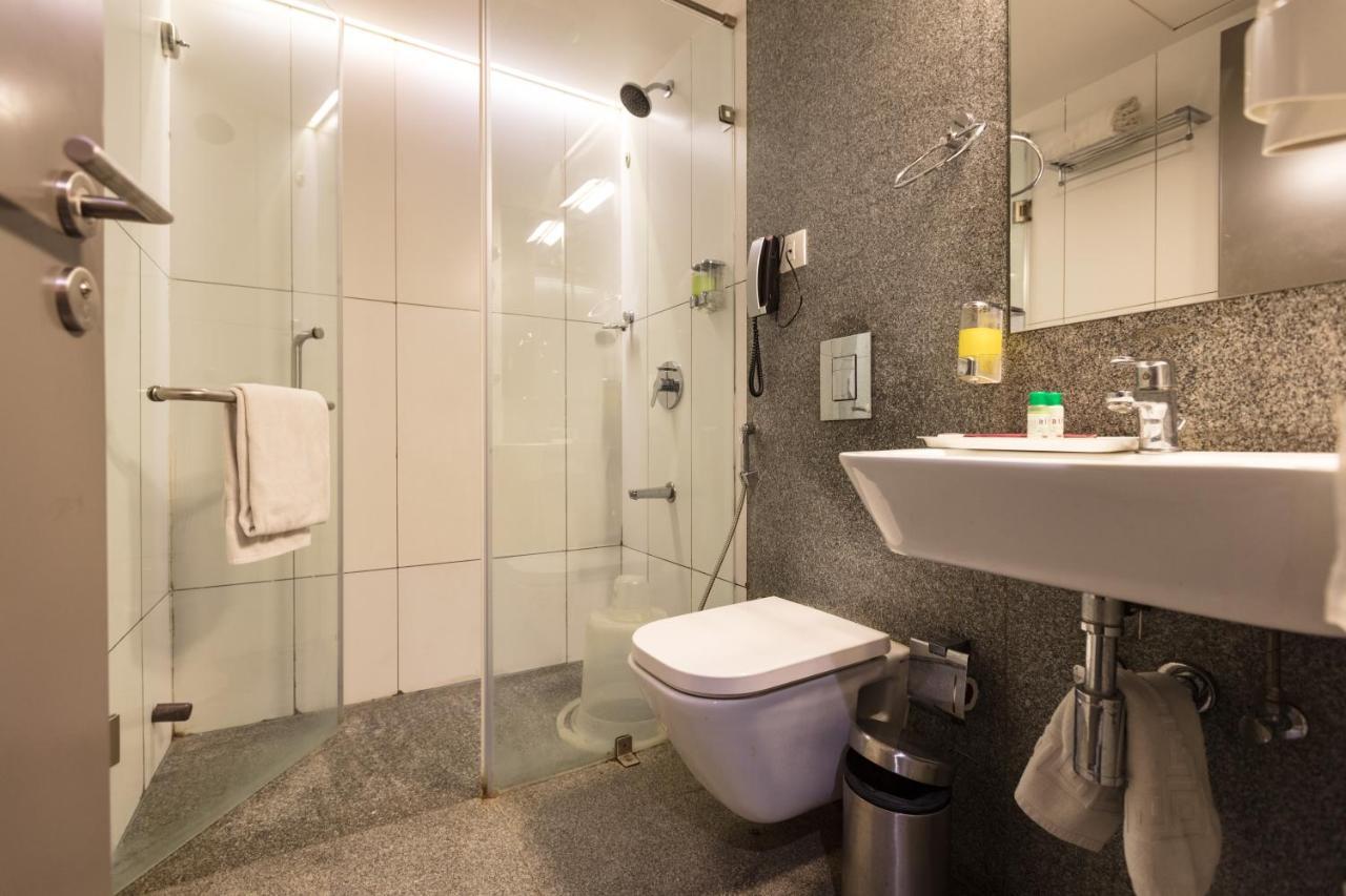 Hotel Aira Vijayawada Bagian luar foto
