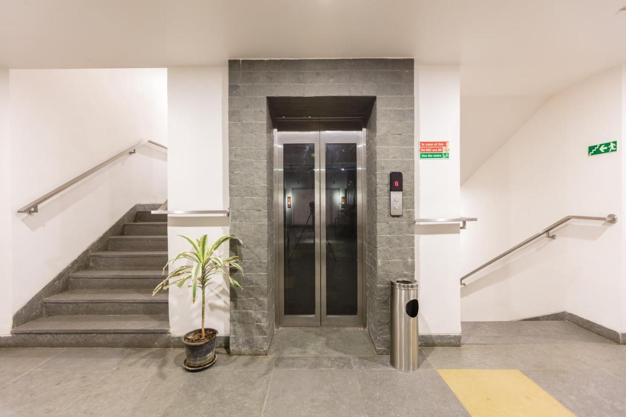 Hotel Aira Vijayawada Bagian luar foto