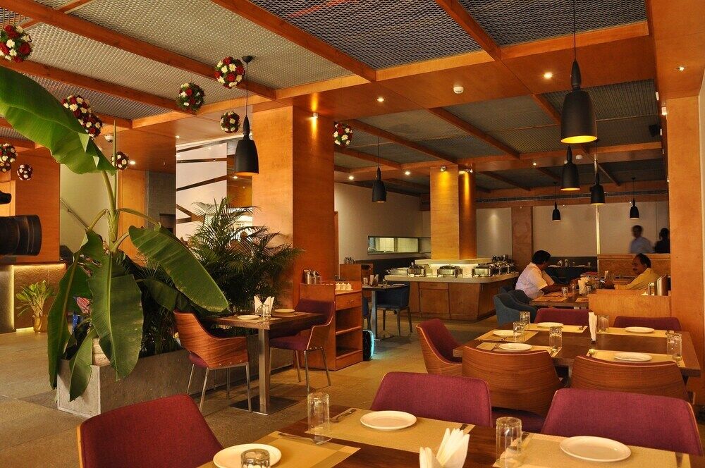 Hotel Aira Vijayawada Bagian luar foto